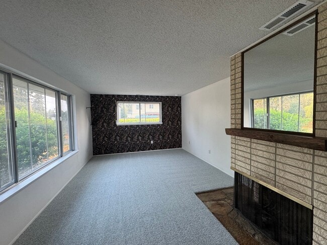 Photo - 9901 Farwest Dr SW