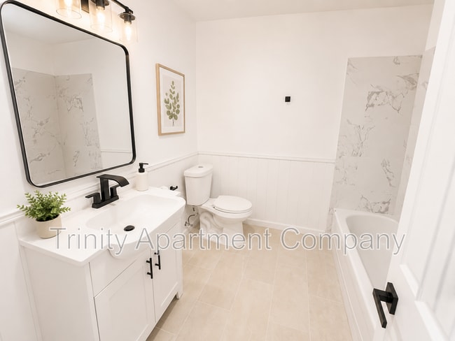 Photo - 636 640 Unit 644 Grove St Se - - 636 D