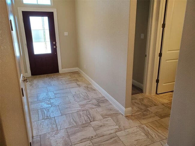 Photo - 539 Tanda Ln