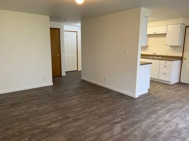 Photo - 1350 Alder Dr Unidad A