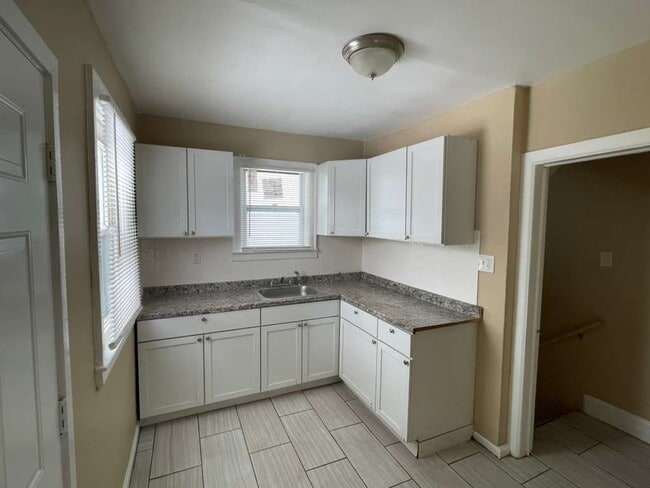 Photo - 13620 Kentucky St