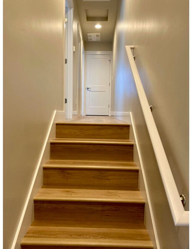 Photo - 63278 N W Ski Ln