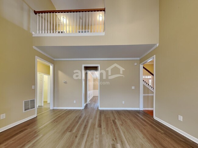 Photo - 1216 Mistwater Trace NE