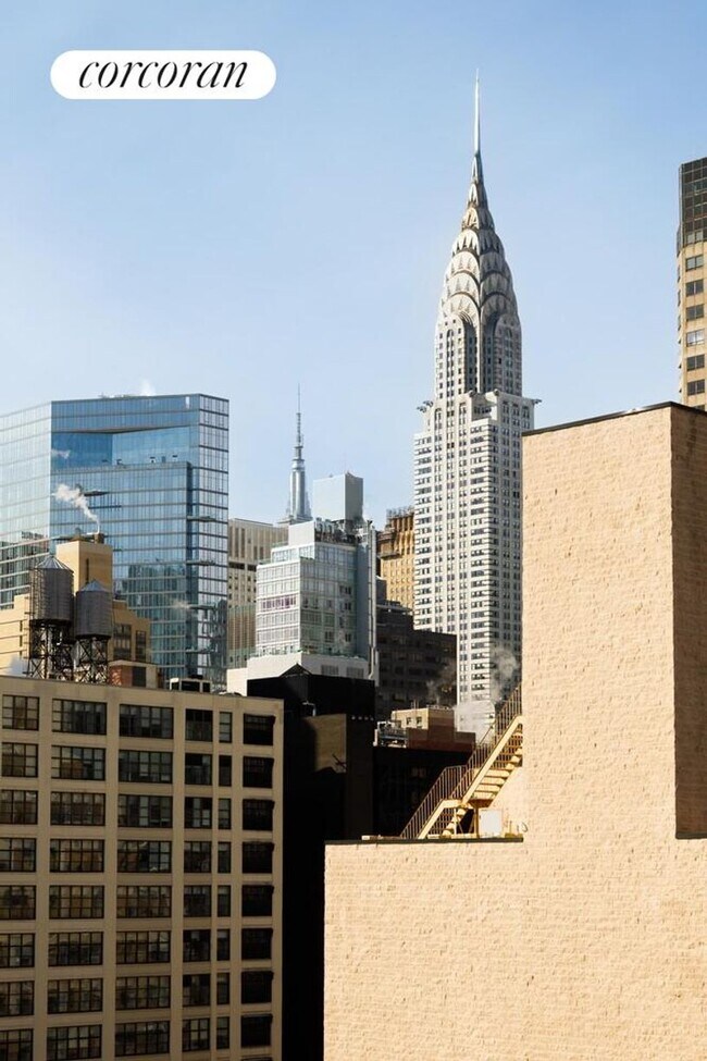 Photo - 100 United Nations Plaza