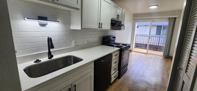 Photo - The Katmai Apartments