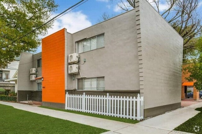 Building Photo - 4202 Stanford St Unit 01 Rental