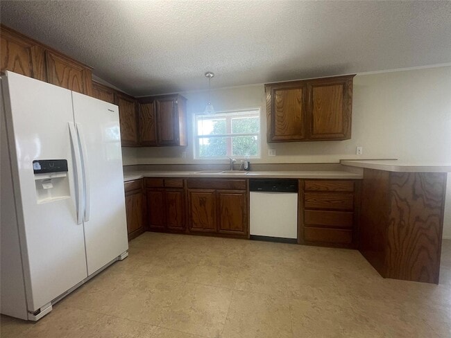 1550 Alpine Trail