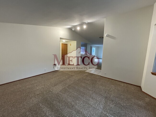 Photo - Spacious Thurston Home