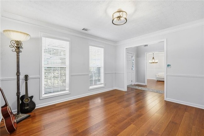 Photo - 3592 Kittery Dr SW