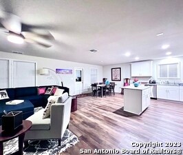 Photo - 5818 Arcturus