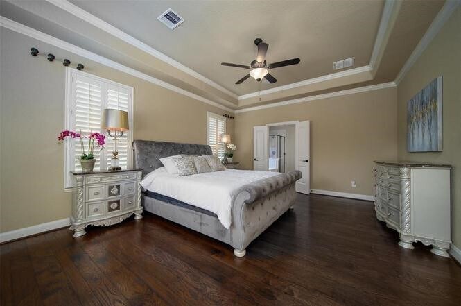 Photo - 138 S Vershire Cir