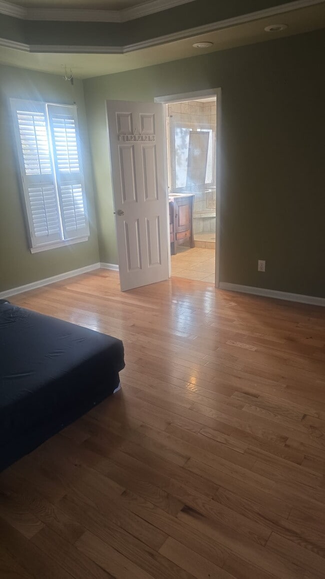 Photo - 1815 Watercrest Cir