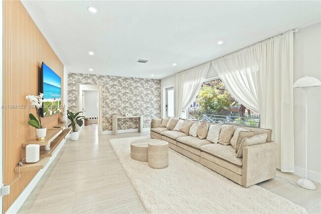 Photo - 1345 SW 14th Ave