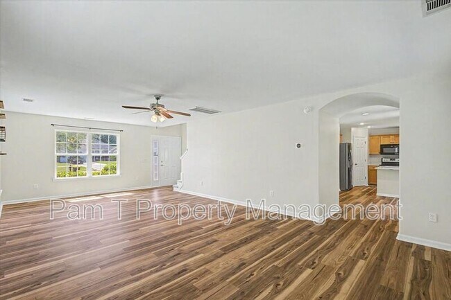 Photo - 1538 Bradley Blvd