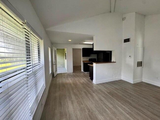 3960 NW 87th Ave Unit 3960