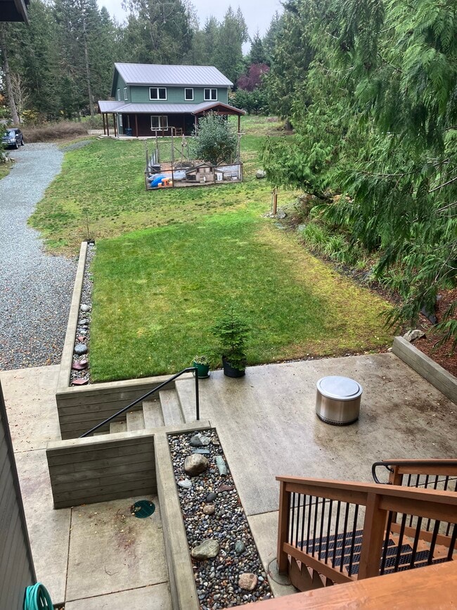 Photo - 3764 Biz Point Rd