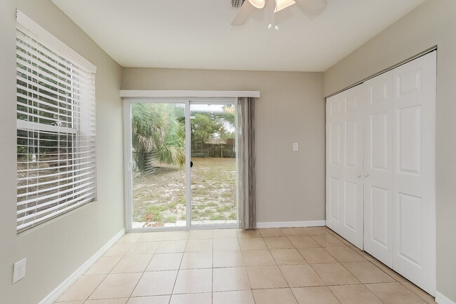 Photo - 522 E Lime St