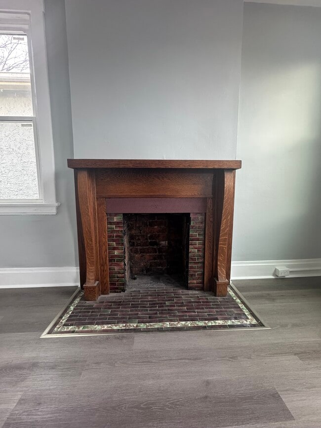 Building Photo - 2882 Wasson Rd Unit #2