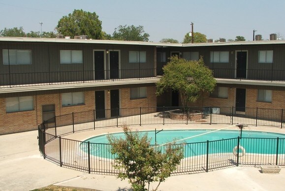 Primary Photo - Mission Villas