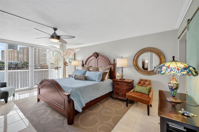 Building Photo - 121 Golden Isles Dr Unit 205