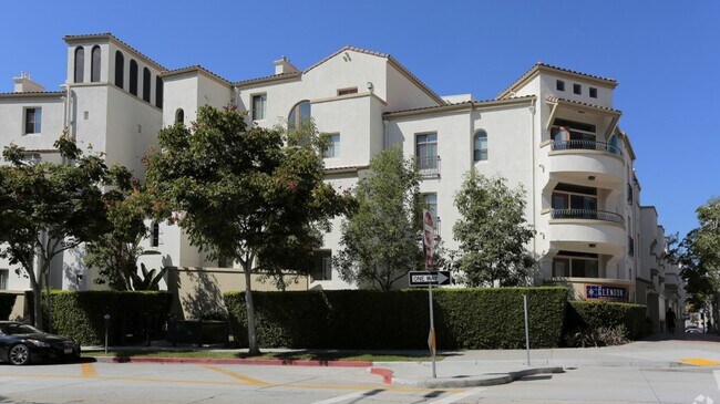 Photo - 1040 Glendon Ave Unidad 2188