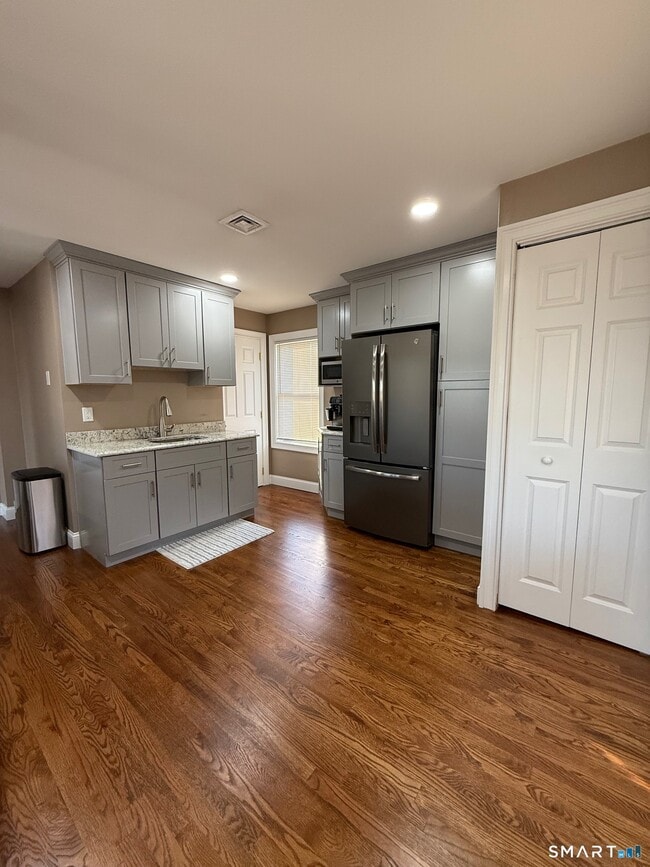 Photo - 13 Howard Ave