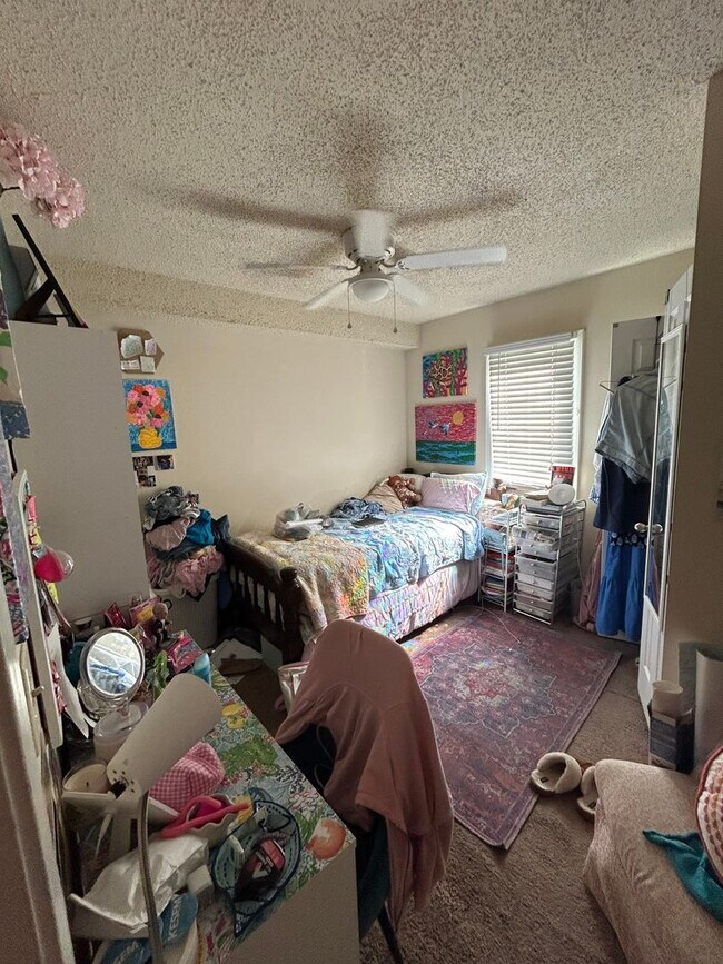 Photo - Chapel Hill - Mill Creek 4BR/2BA Condo AVA...