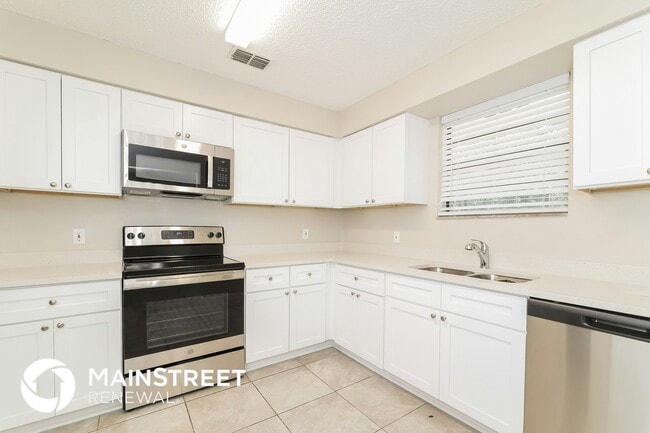 Photo - 2230 Gabarone Blvd