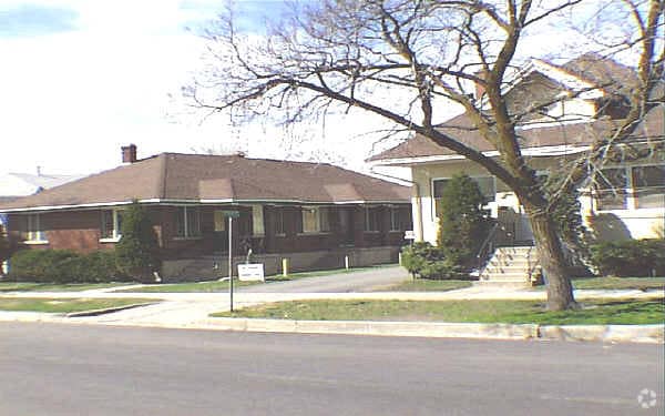Photo - Charlesworth Apartments