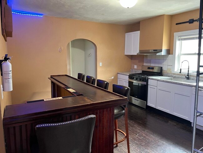 Photo - 1109 N Indiana Ave