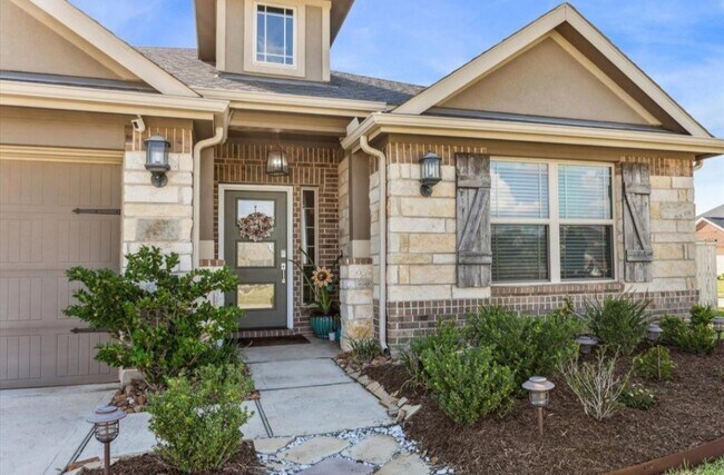 Photo - 1902 Village Orchard Ln