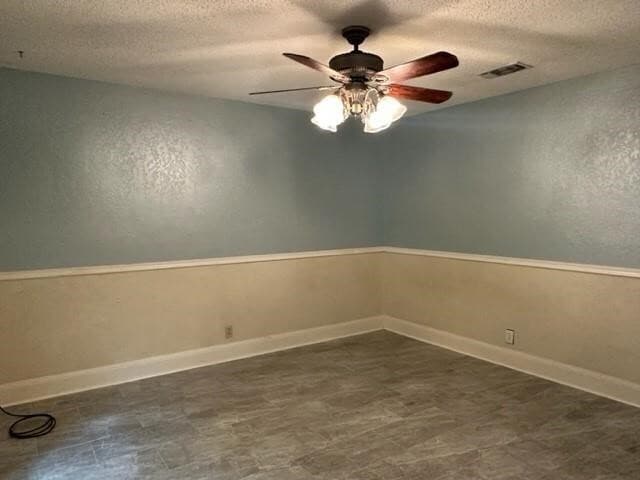 Photo - 608 Dogwood St