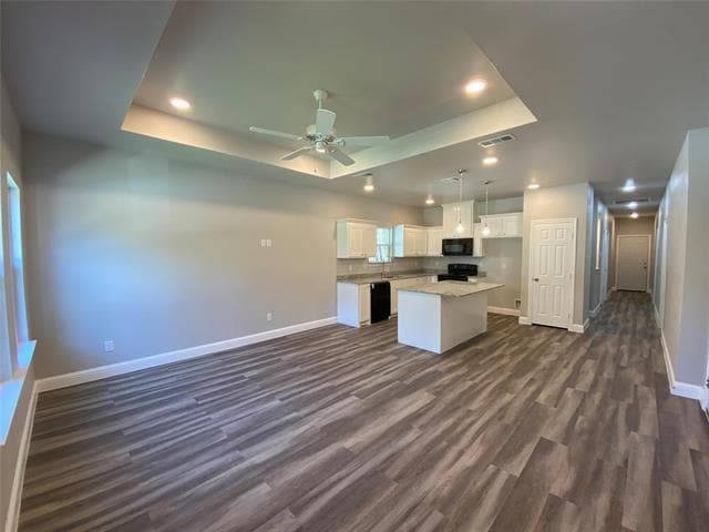 Photo - 2221 Langford St