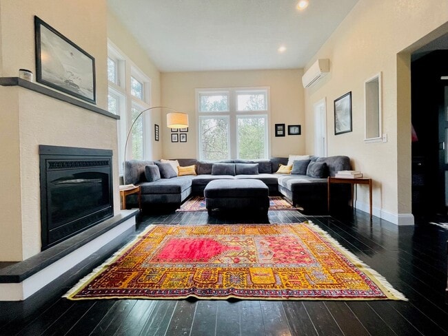 Photo - Short-Term Lease in Sunriver through May 3...