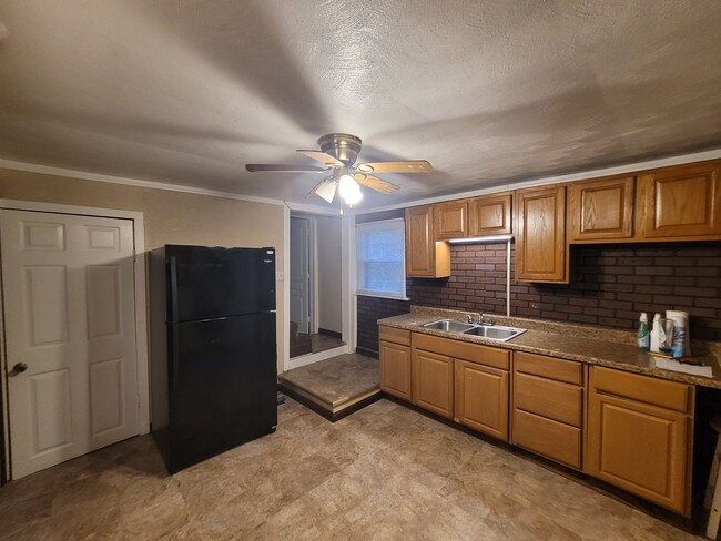 Photo - 197 Dormer St