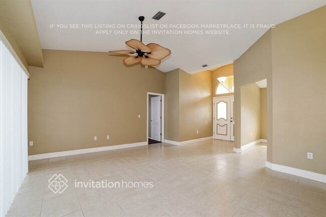 Photo - 10123 Briar Cir