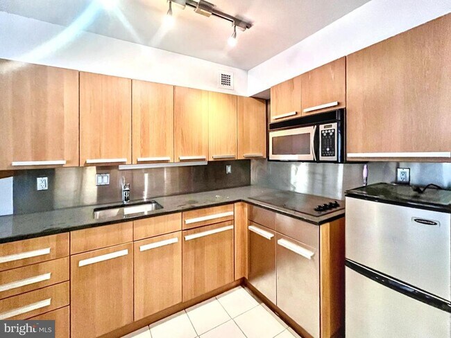 Photo - 226 W Rittenhouse Square Unit 1718
