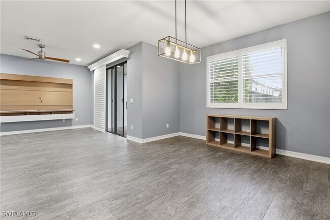 Photo - 7894 Bristol Cir