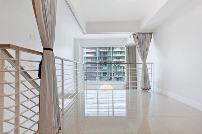Photo - 60 SW 13th St Unidad 3022