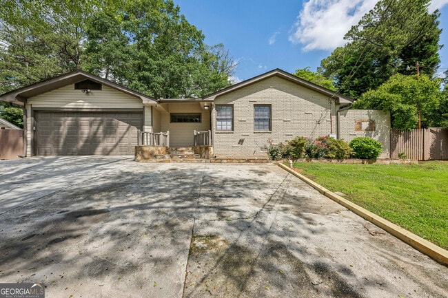 Building Photo - 2762 Dresden Dr NE Rental