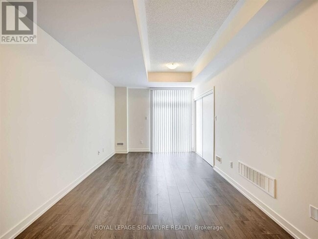 Photo - 212 Huguenot Rd