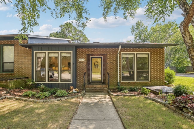 Photo - 507 Apple Ln Townhome