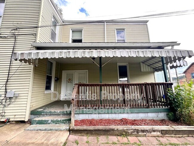 Photo - 1317 6th Ave Unidad #2