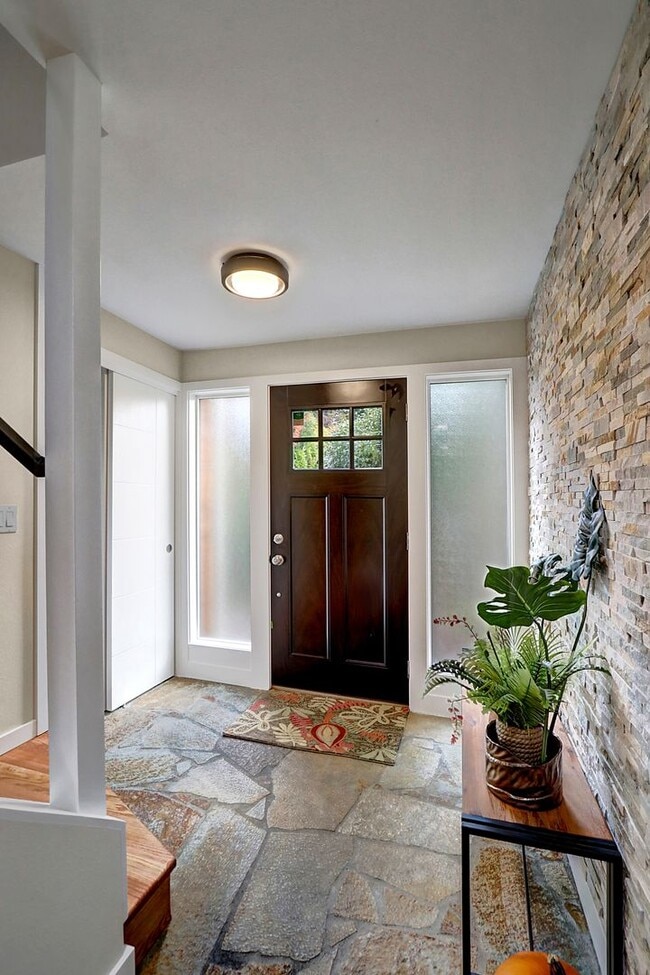 Photo - Wedgwood/Ravenna Home