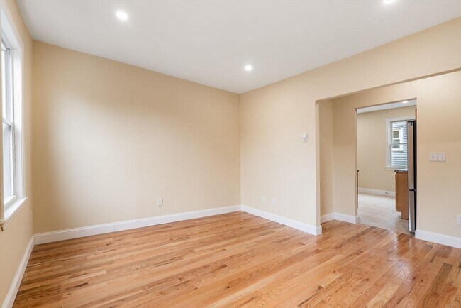 Photo - 570 Washington St Unidad 3