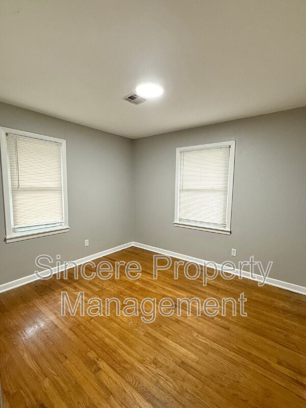 Photo - 220 E Key Blvd