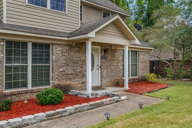 Photo - 6204 Perry Ave