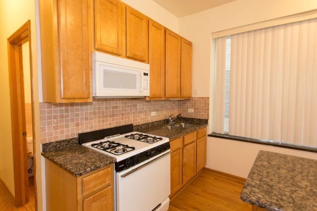 Photo - 2138 W Chicago Ave Unit F3