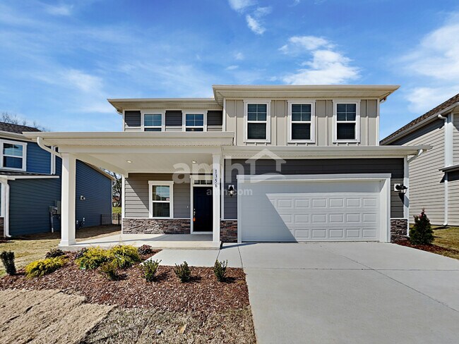 Building Photo - 1356 Lomond Dr