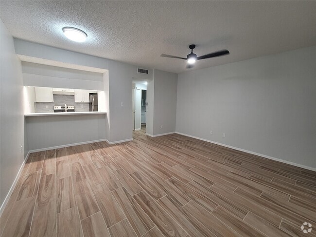Building Photo - 7093 N Holiday Dr Rental